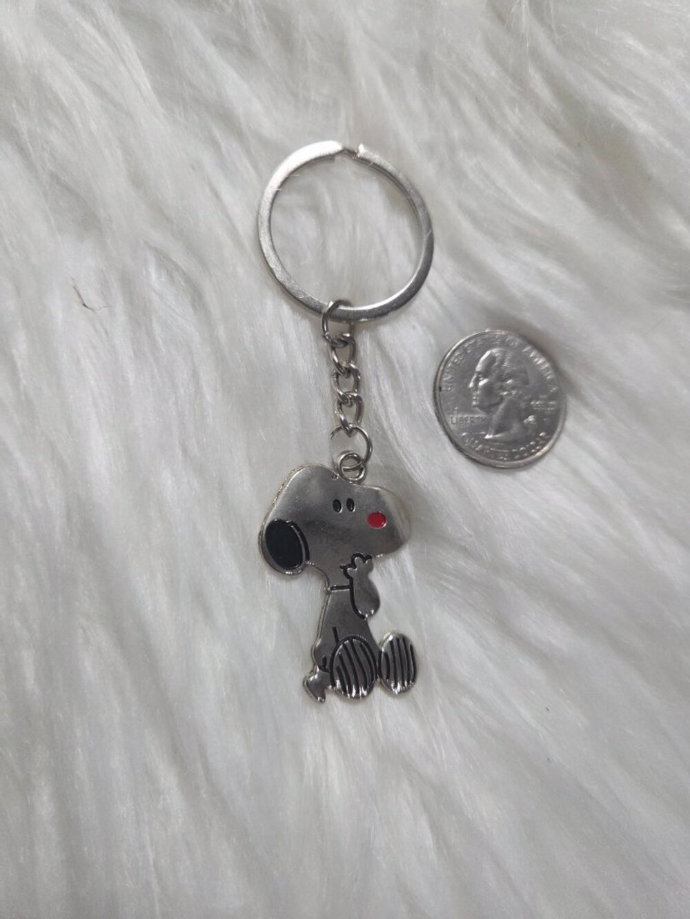 Peanuts Snoopy Keychain - Picture 3 of 4